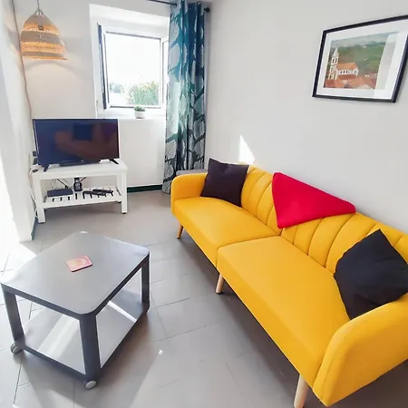 Historic Vineyard Retreat - 1785 Country In Peral Ferienhaus Peral (Lisbon)