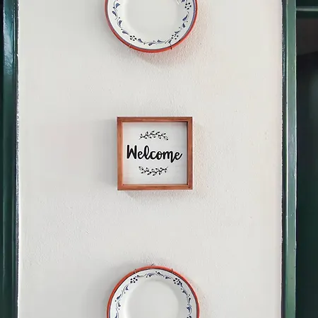 Historic Vineyard Retreat - 1785 Country In Peral Ferienhaus