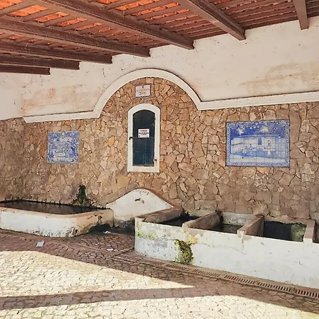 Historic Vineyard Retreat - 1785 Country In Peral Ferienhaus *